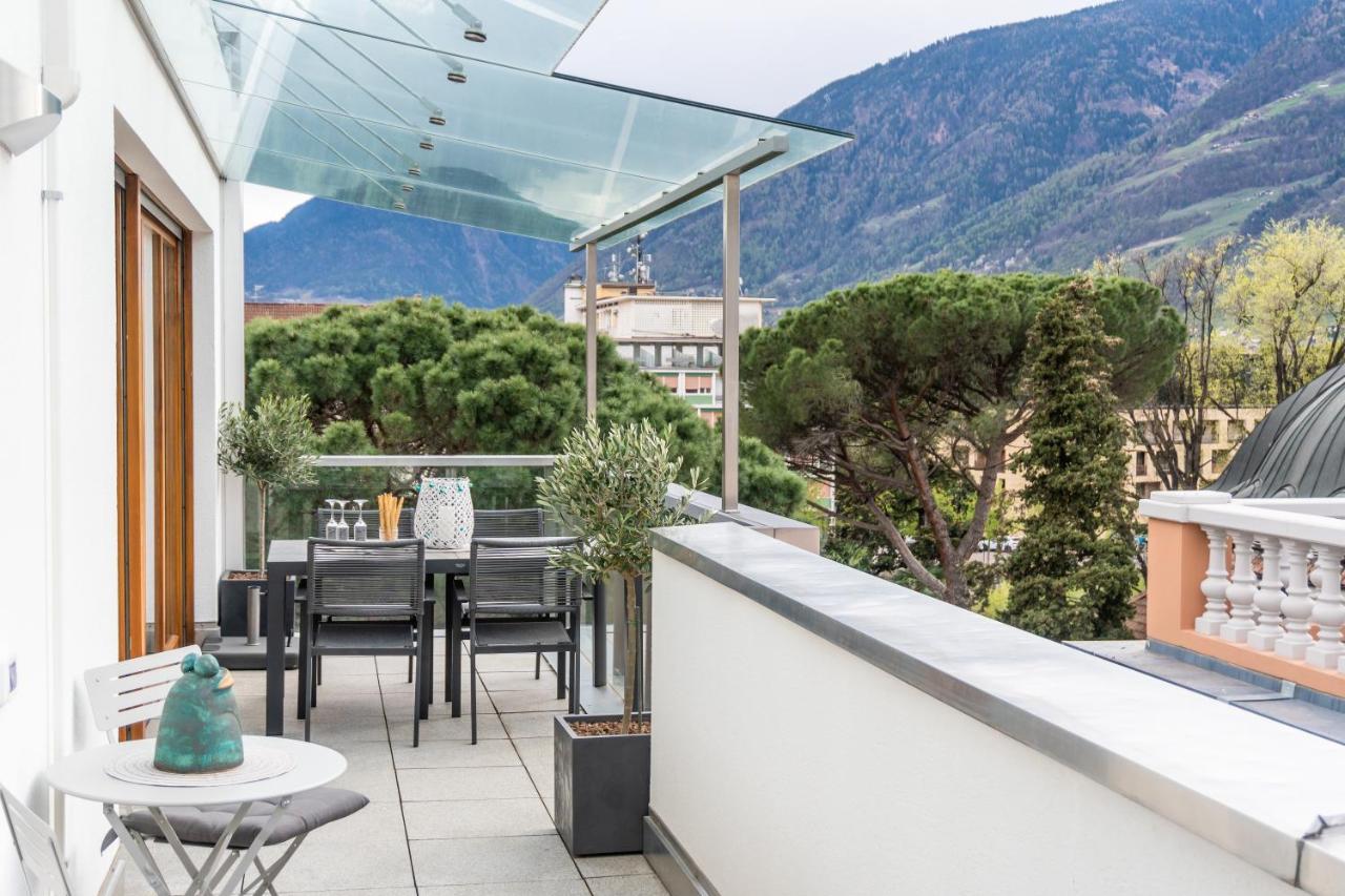 Luxus Penthouse Mit Terrasse, Garage, Fahrradraum Und Infrarotsauna Apartment Merano Exterior photo